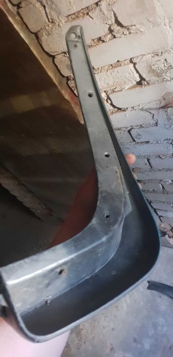 Dokładki progowe mazda 323f BA