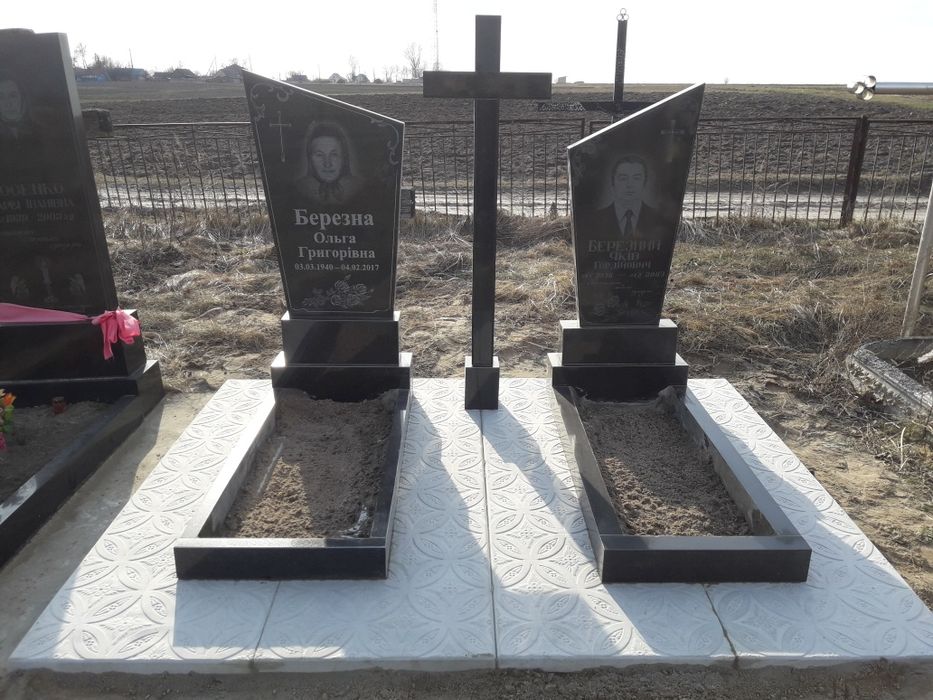 Антиосадочні плити для установки памятників