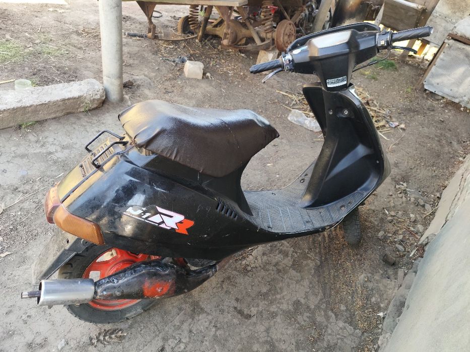 Мопед Хонда діджей r1