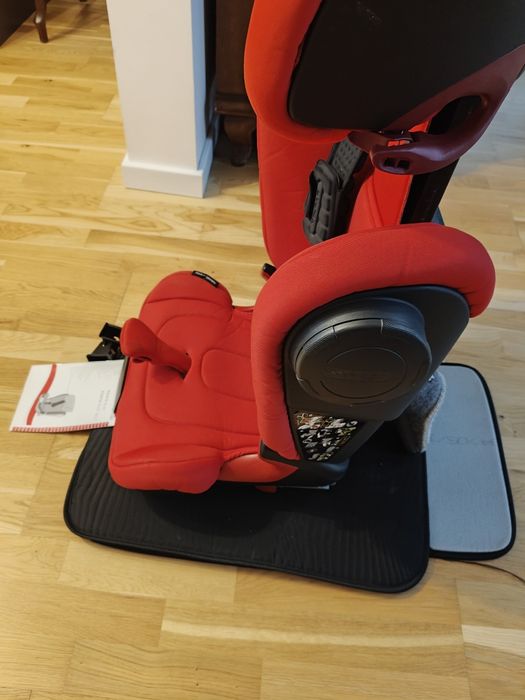 Britax Romer fotelik samochodowy 15-36kg Black Series Wine Rose