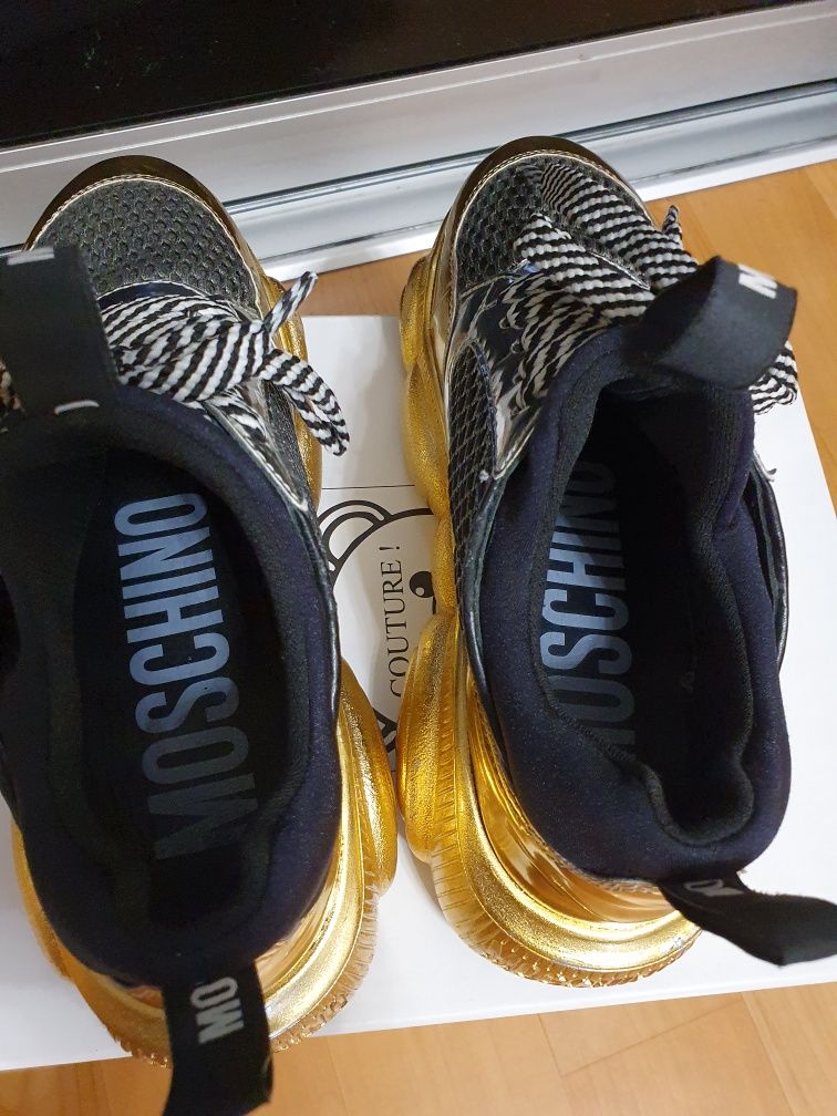 Кроссовки женские Moschino, Италия, р.36, оригинал