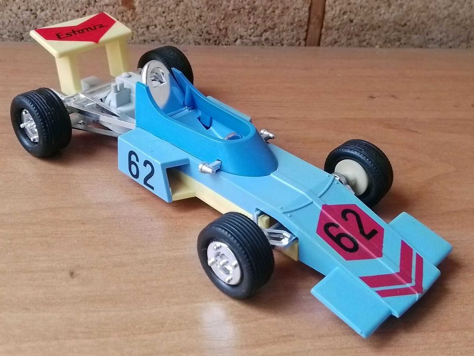 игрушка автомобиль машина модель