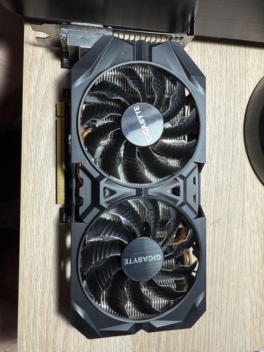 g1 gaming r9 380 4gb