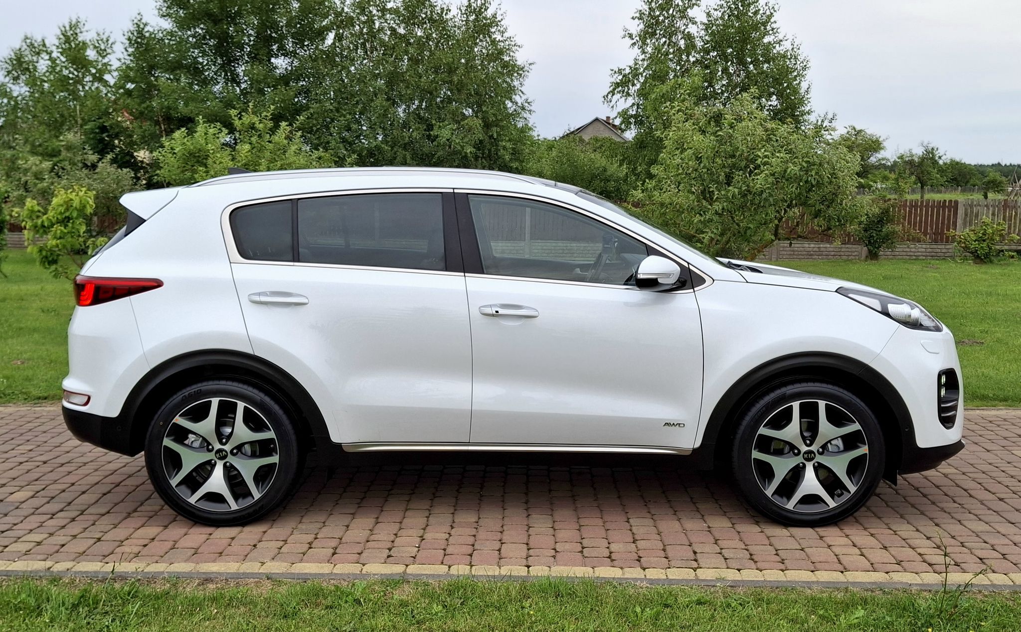 Kia Sportage GT-LINE * IGIEŁECZKA * 1.6 T-GDI 177KM * Perła * 4X4 * AUTOMAT