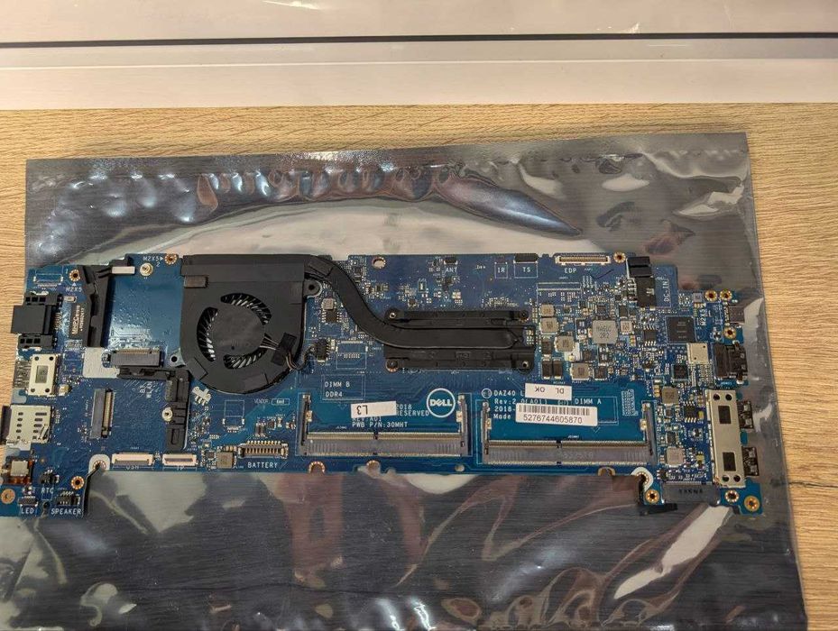 Материнська плата LA - F321P  не рабоча