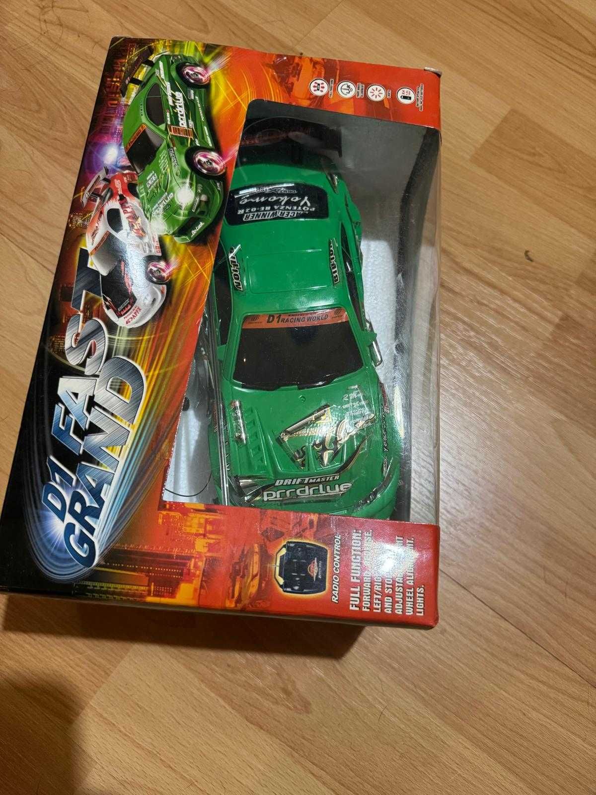 Carro telecomandado da marca Dapex , modelo D1 Grand Driftmaster