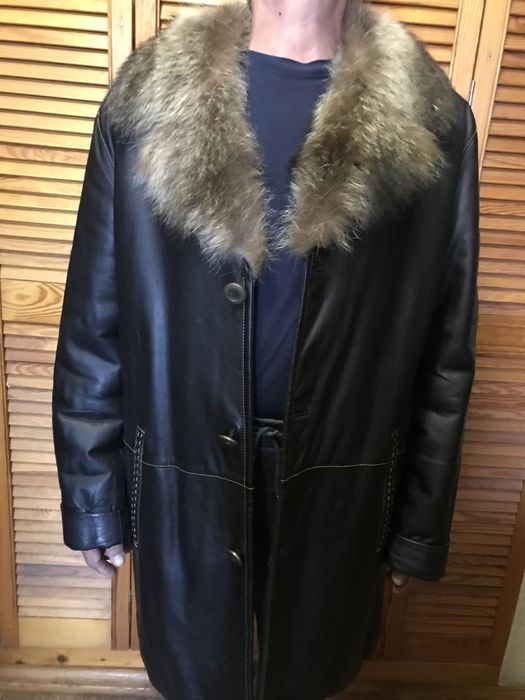 Мужскую из натуральной кожи на цигейке куртку-френч