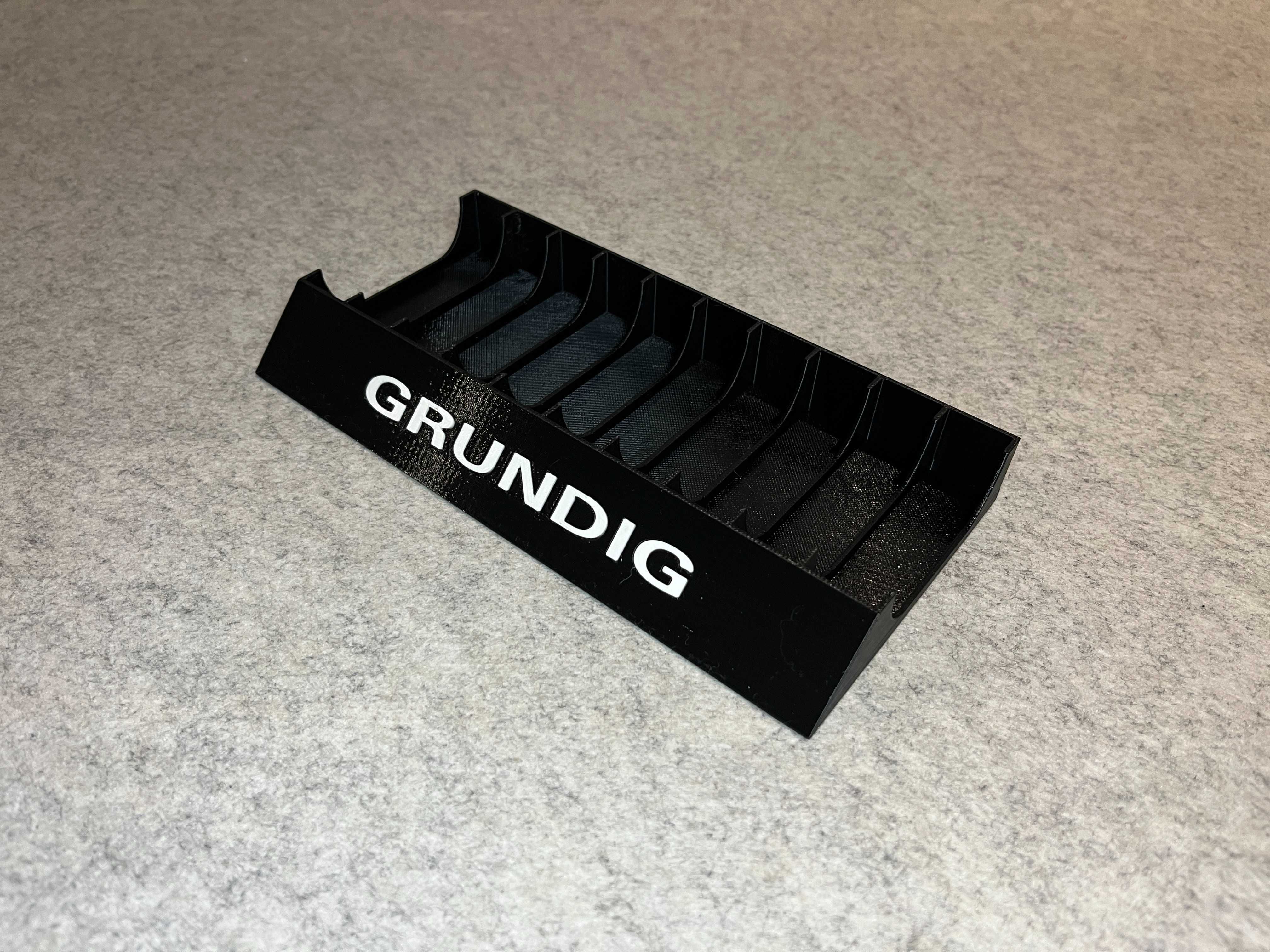 Stojak na kasety magnetofonowe Grundig