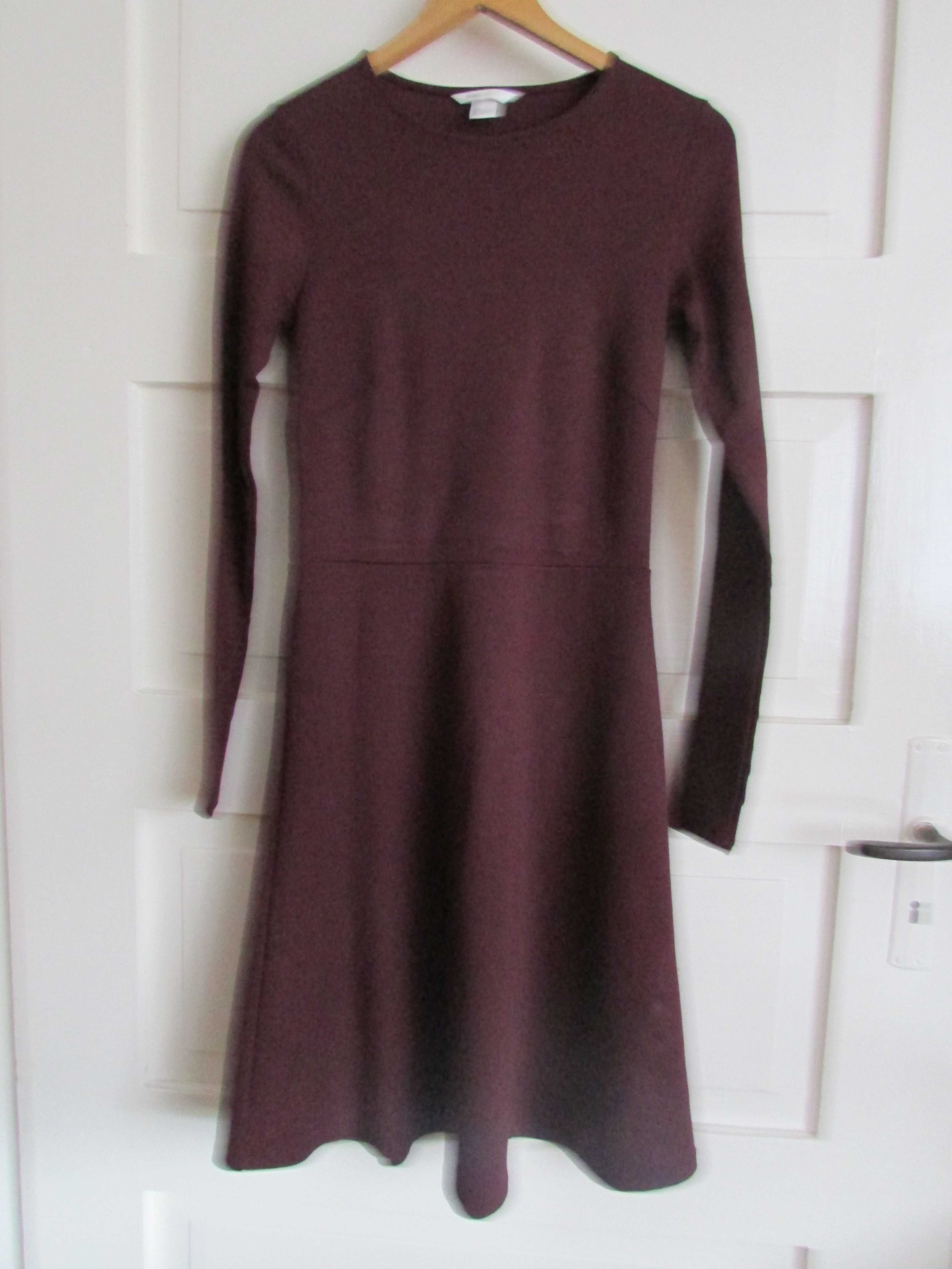 Klasyczna bordowa rozkloszowana sukienka z długim rękawem H&M