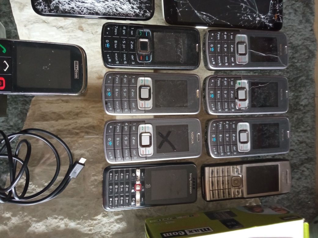 Telefony komórkowe różne uszkodzone cena orientacyjna/ całość wysyłka