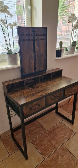 Toaletka vintage brązowa z lustrem