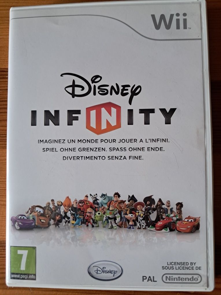 Nintendo Wii DISNEY INFININTY z portalem i figurami