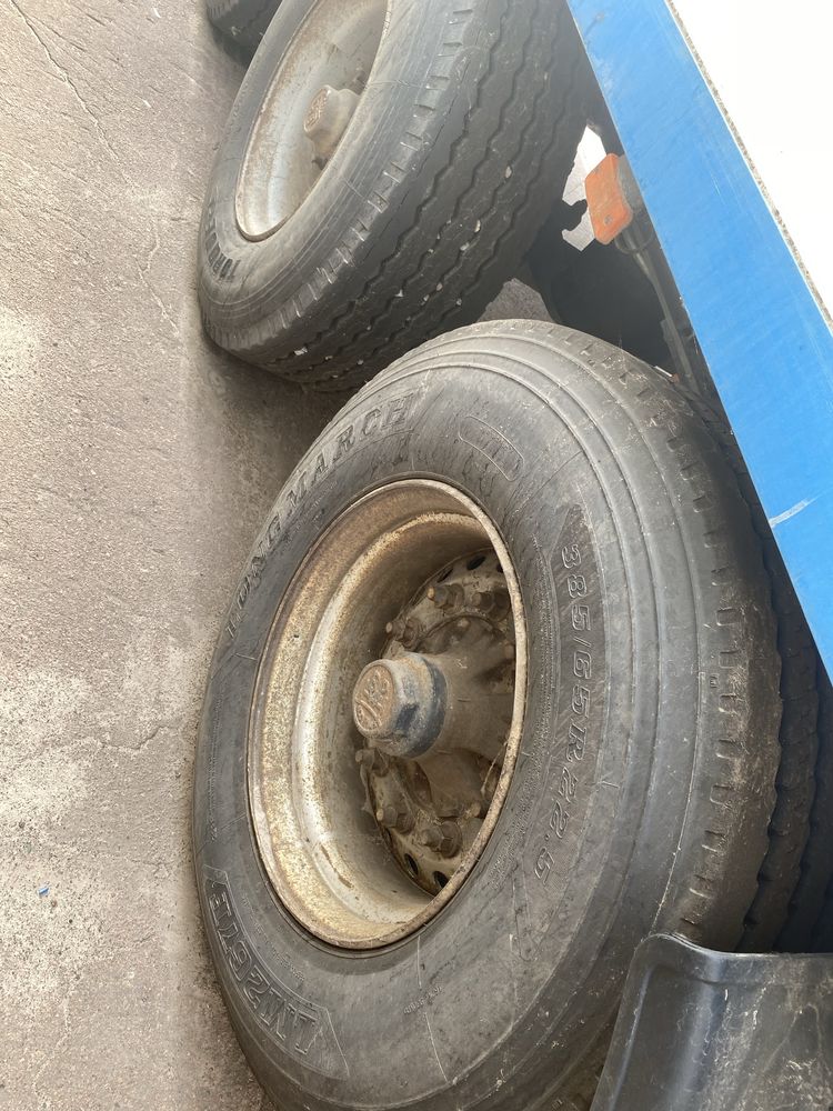 напівпричіп-зерновоз