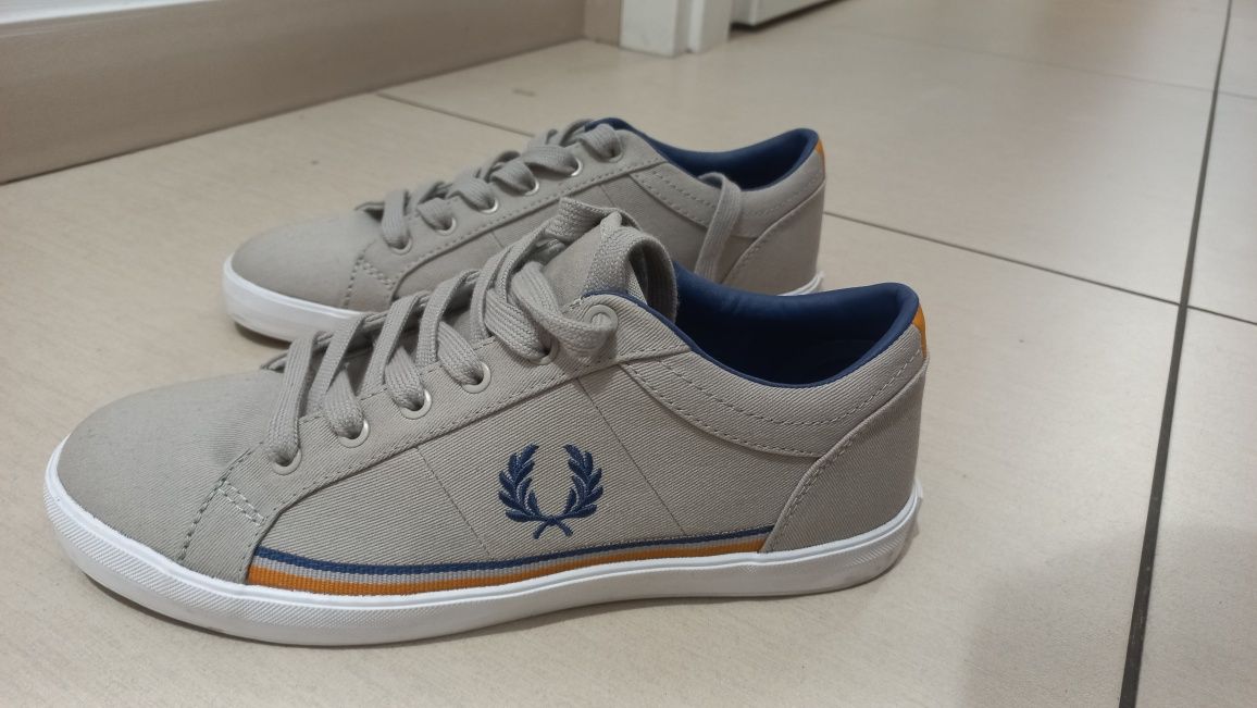 Sprzedam trampki Fred Perry