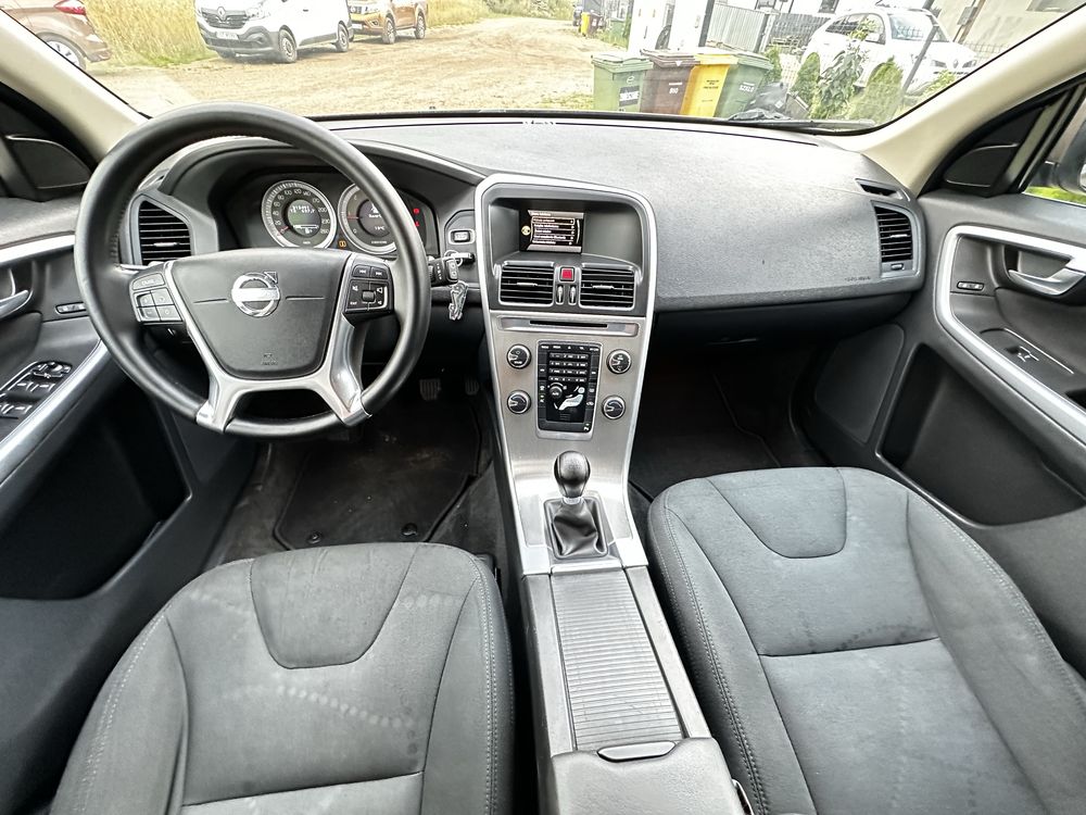 Volvo XC 60 2.0 D5  serwisowany , stan wzorowy