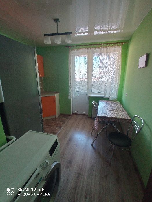 Квартира на добу в новобудові недалеко від аеропорта, платна стоянка