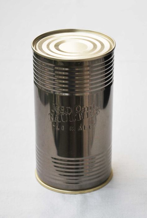 Latas / caixas metálicas vazias