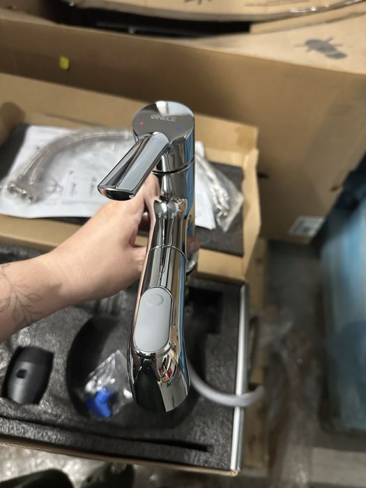 ONECE Torneira de cozinha ou casa de banho expansiva com 2 modos