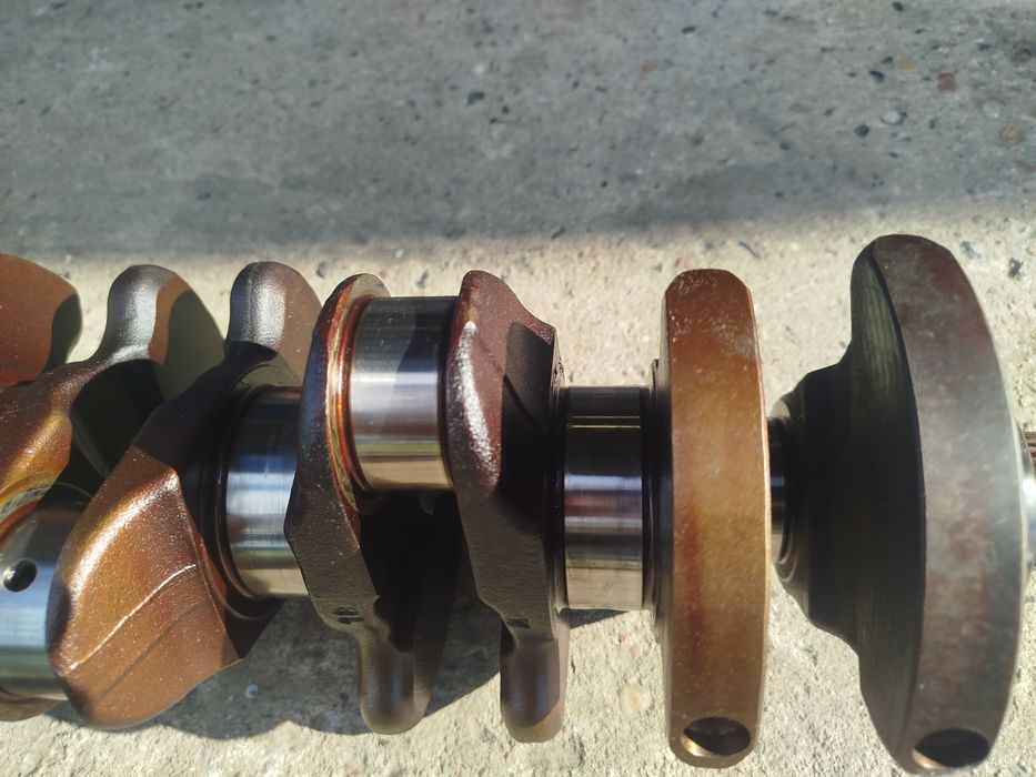 Wał korbowy Volvo 2.5t 7810 ford focus st mondeo