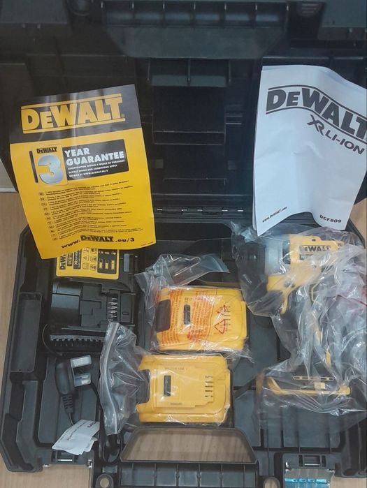 Продам Dewalt набір іпакт новий!!!
