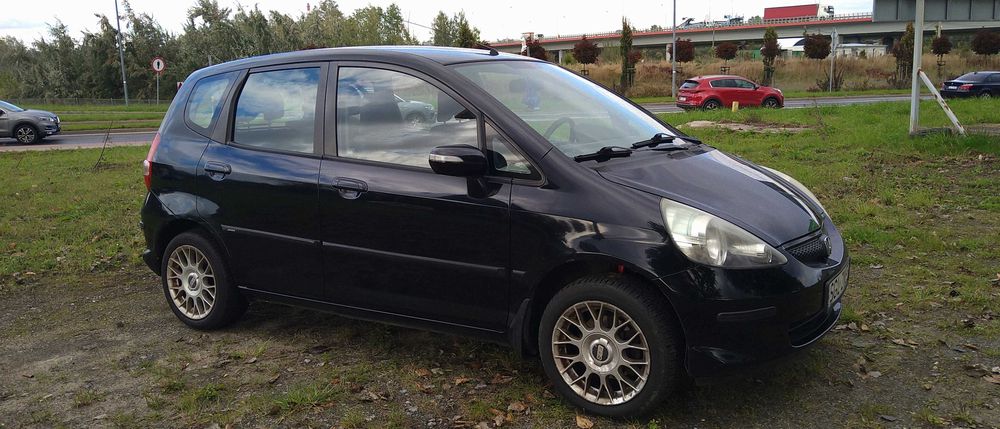 Honda  Jazz 1,4i Klima Zadbana z Ubezp.OC i Przeglądem Techn. 09.2026.