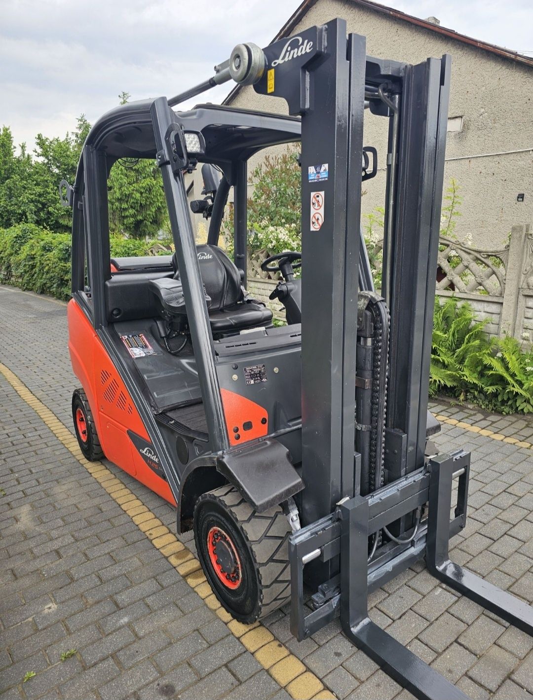 Wózek widłowy LINDE H25T-02 EVO 2017r TRIPLEX 4710mm LPG Gwarancja