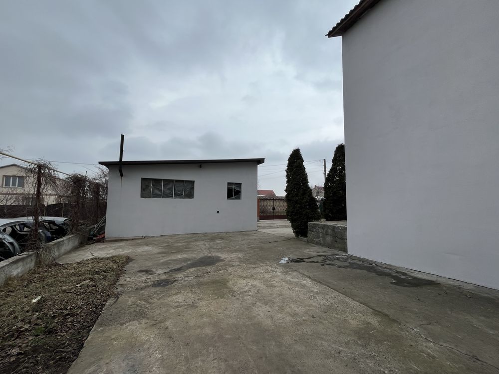 Продается дом в центре села Усатово