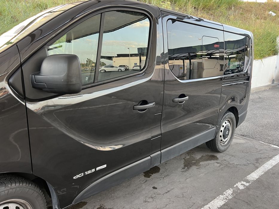 Renault Trafic 9 Lugares
