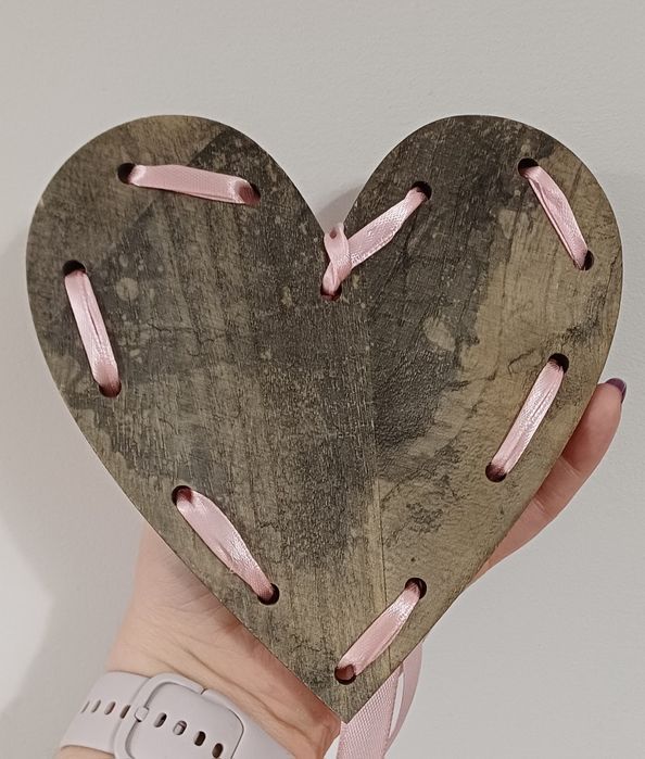 Drewniane serca - ozdoba ślubna