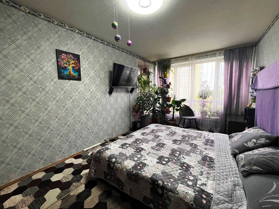 Продам 1-к видовую квартиру ул. Энтузиастов 27 возле м. Левобережная!