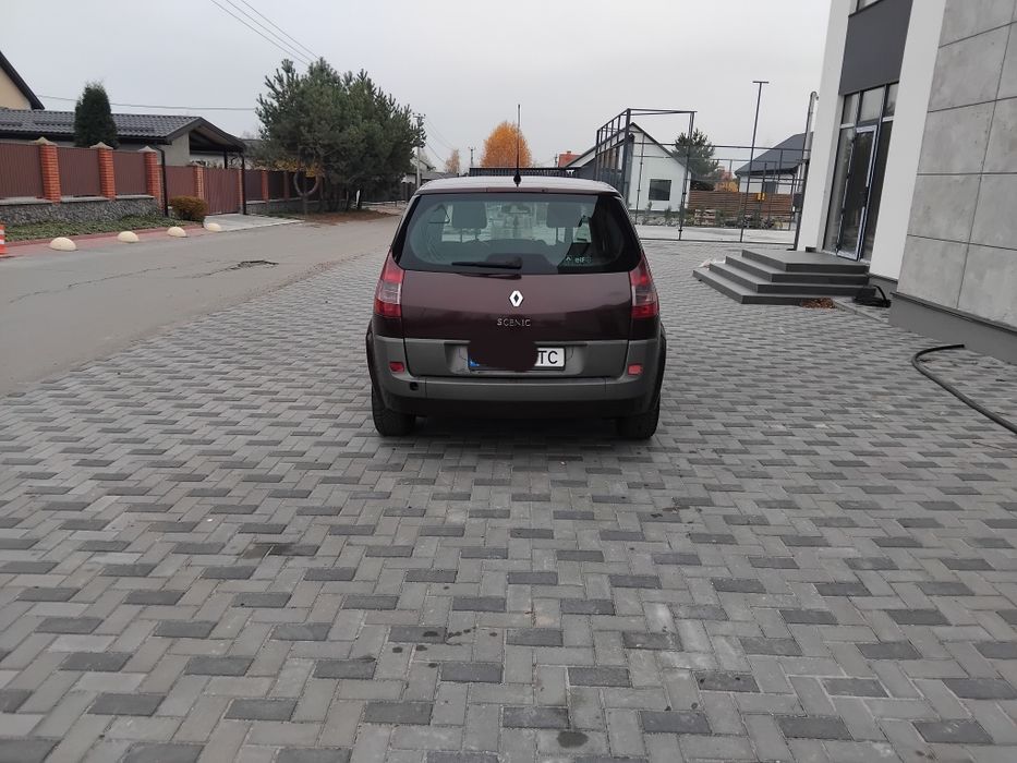 Renault Scenic 1.9 диз. 2003 г.в. На полном ходу