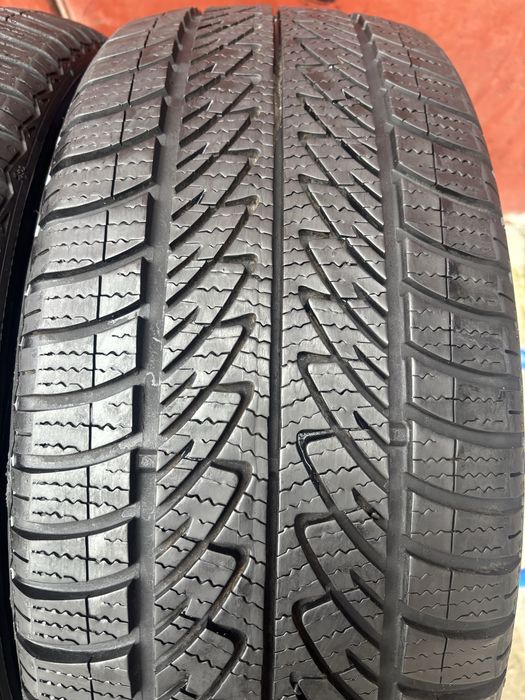 205/50/17 R17 Goodyear UltraGrip 8 Performance зима 2 шт
