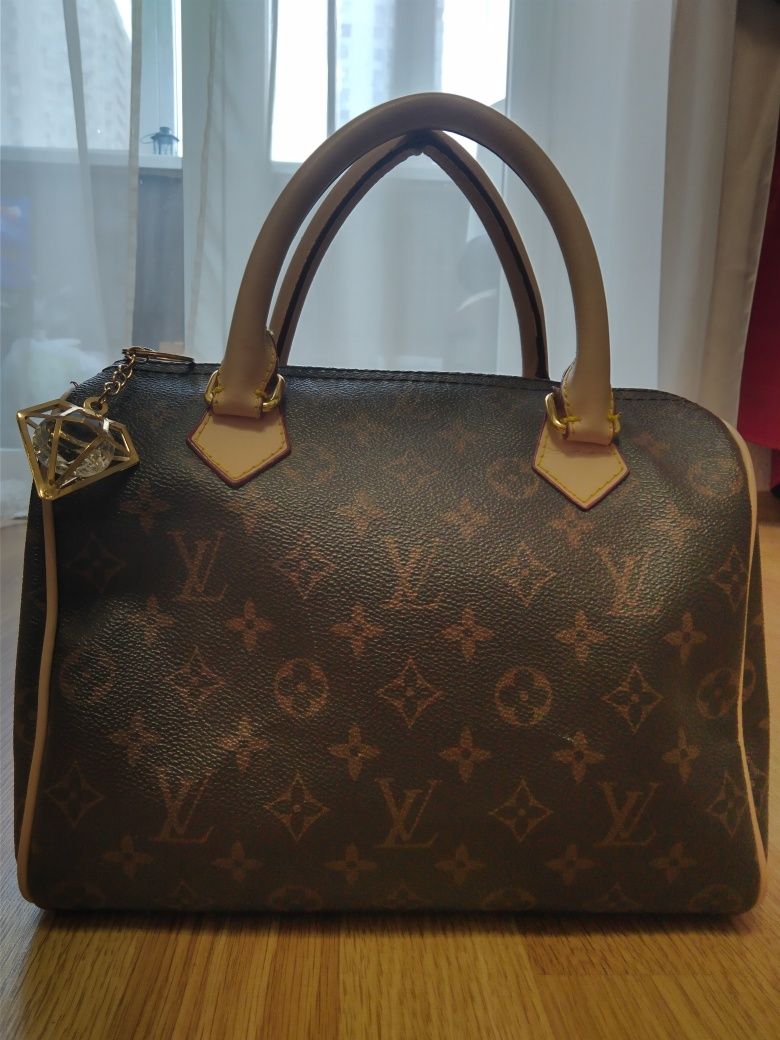 Сумка Louis Vuitton