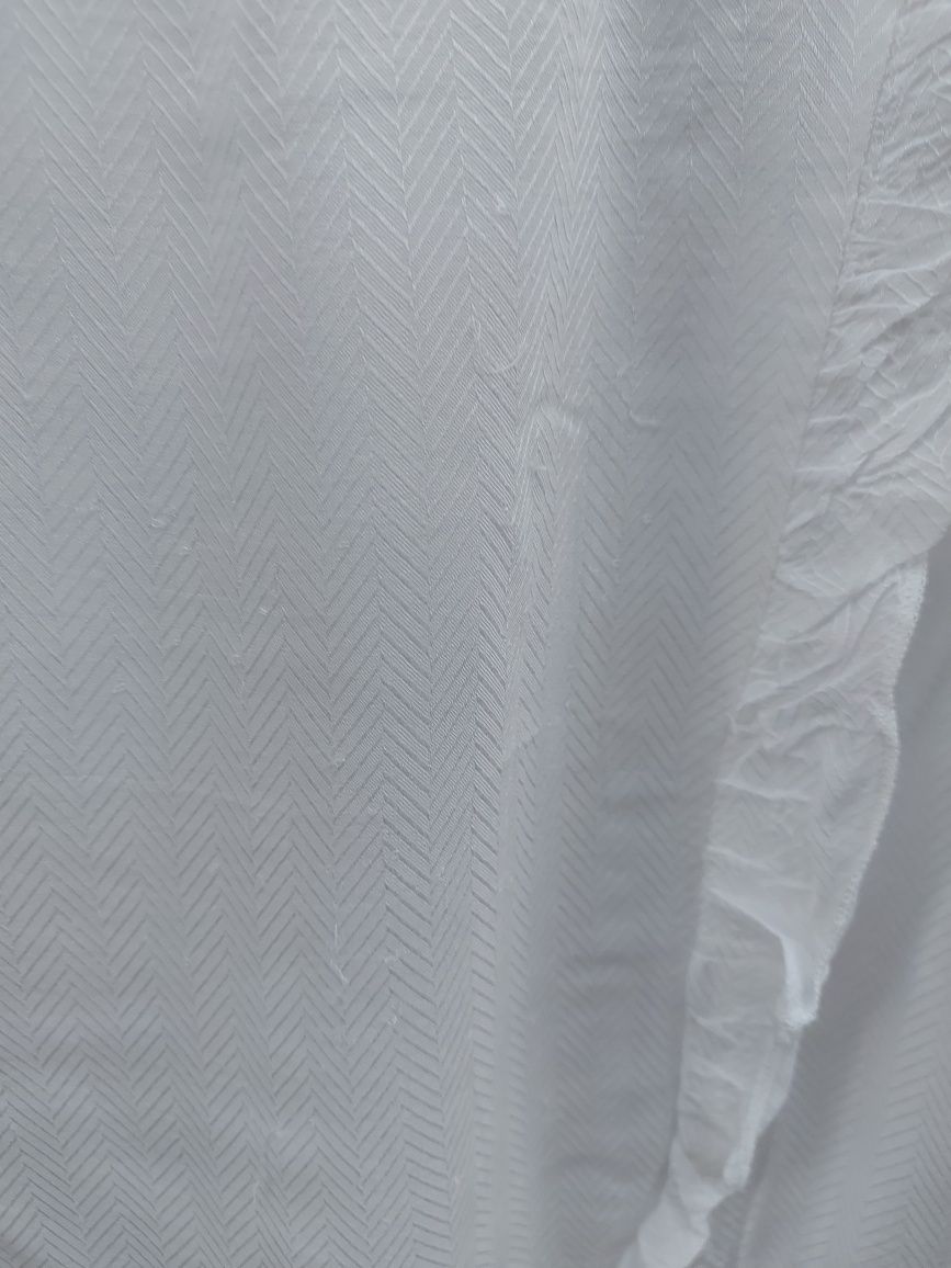 Biała zwiewna bluzka z falbankami Reserved rozmiar 122