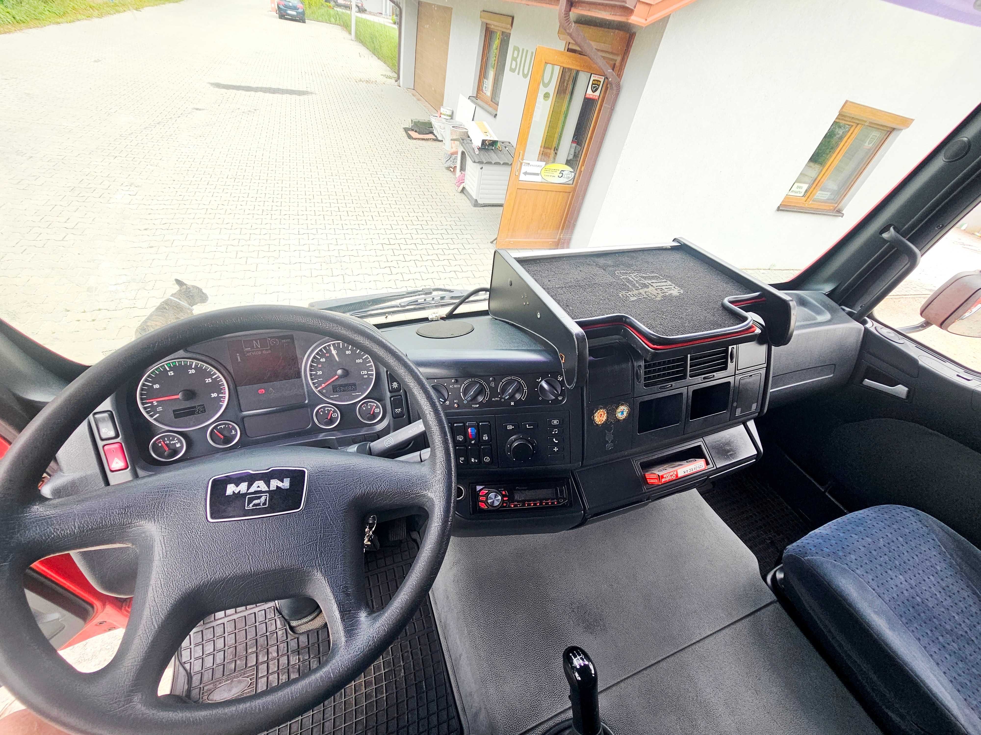 MAN tgl  zarejestrowany jako SPECJALNY POMOC DROGOWA