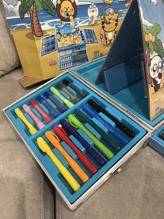 Набір для малювання 106 предметів з мольбертом