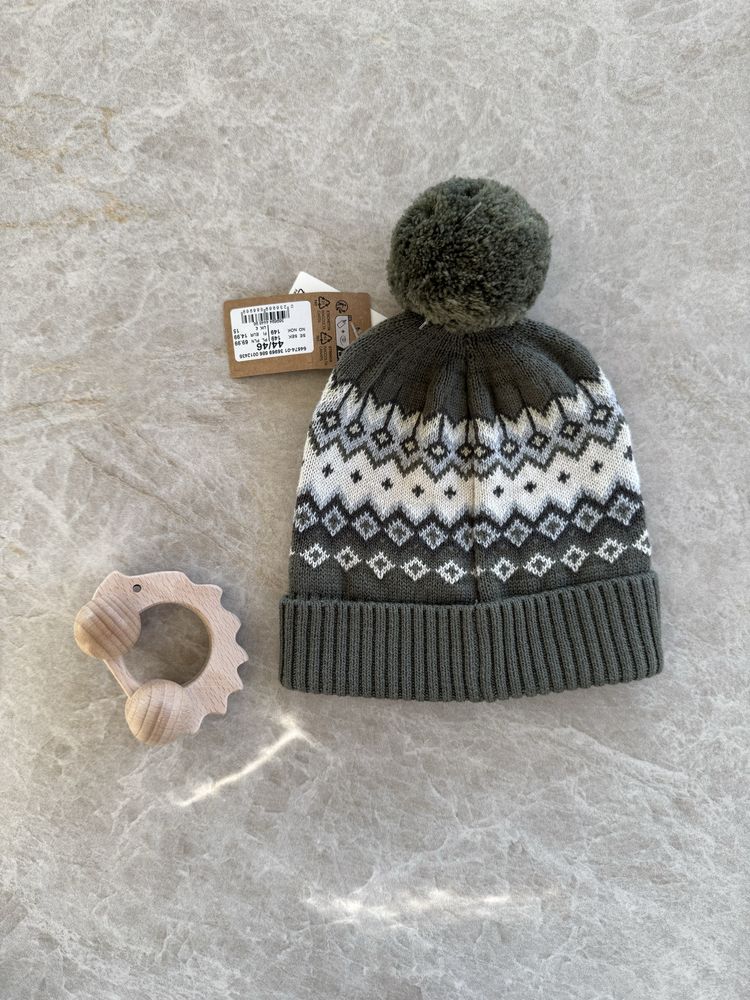 Czapka zimowa Newbie r. 44/46 Kappahl zielona z pomponem -nowa z metką