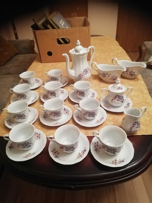 Wałbrzych porcelana zestaw kawowy na 12 osób