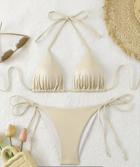 Новий стильний купальник