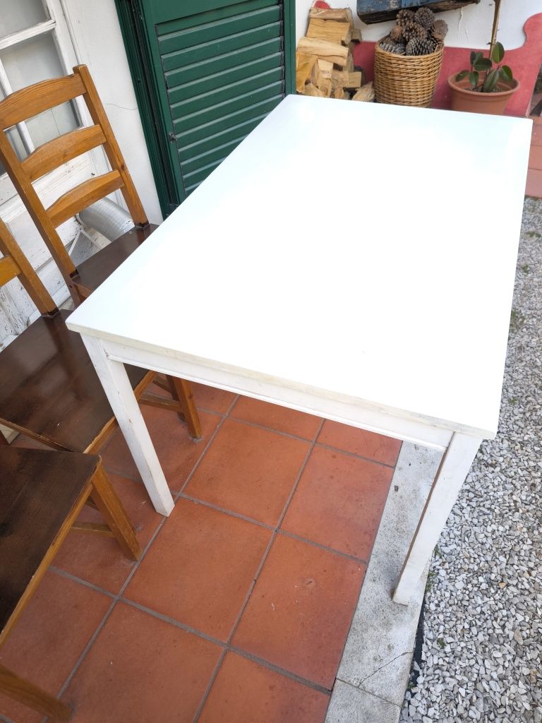 Vendo mesa IKEA 4 cadeiras
