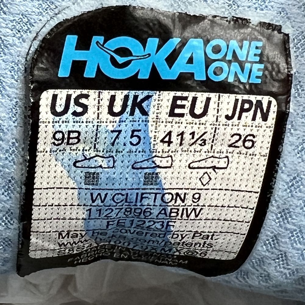 Кросівки Hoka Clifton 9 1127896 розмір 41 оригінал