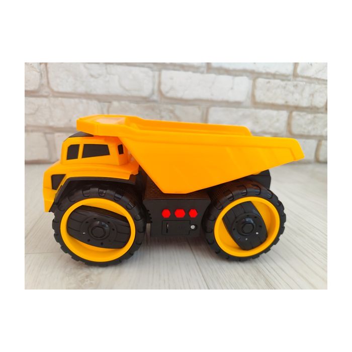 Машинки будівельна техніка (іграшки)