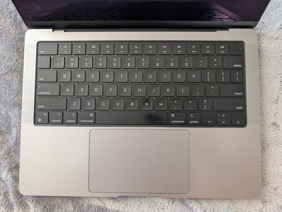 MacBook Pro M1Pro 14 | 16RAM | 1TB SSD