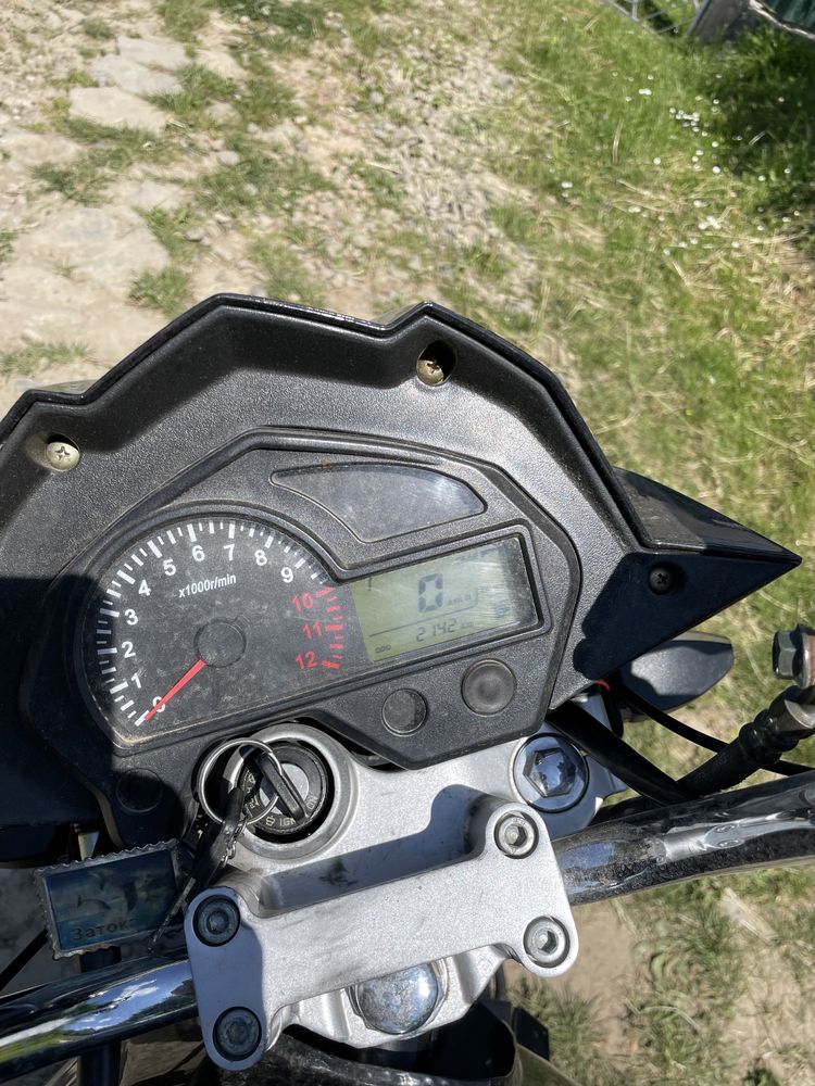 Продам SPARK RS200