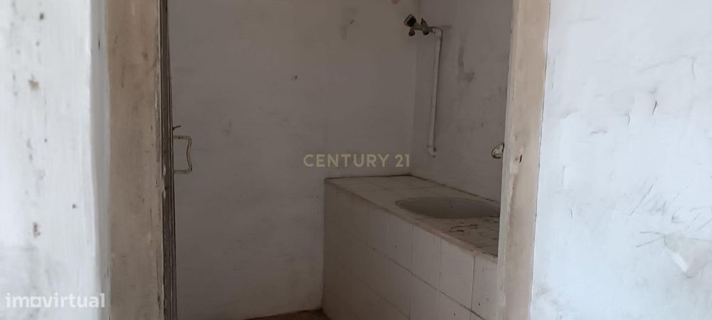 Prédio no Centro Histórico de Elvas (Alentejo / Portugal)