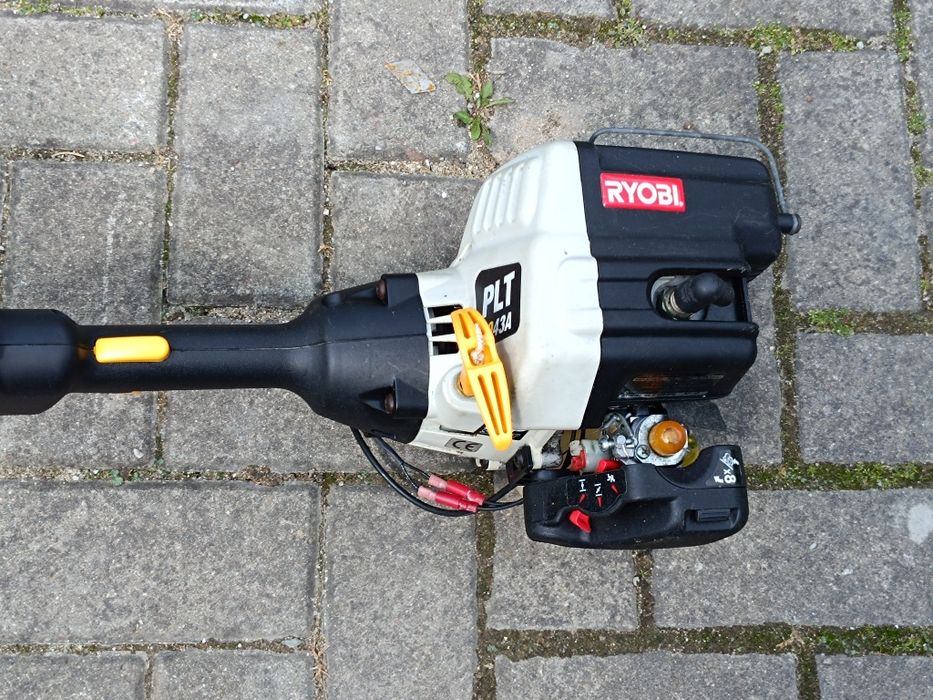 kosa spalinowa podkaszarka Ryobi PLT 3043A po konserwacji