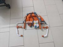 Cadeira para encaixar na mesa