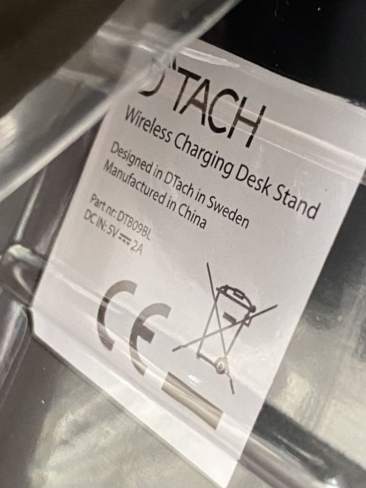 DTach Wireless Charging Desk Stand