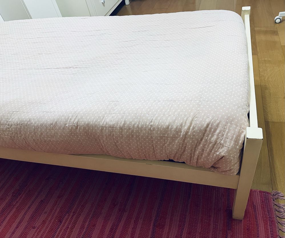 Cama individual (com colchão)