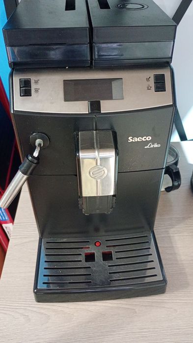 Кавомашина saeco lirika